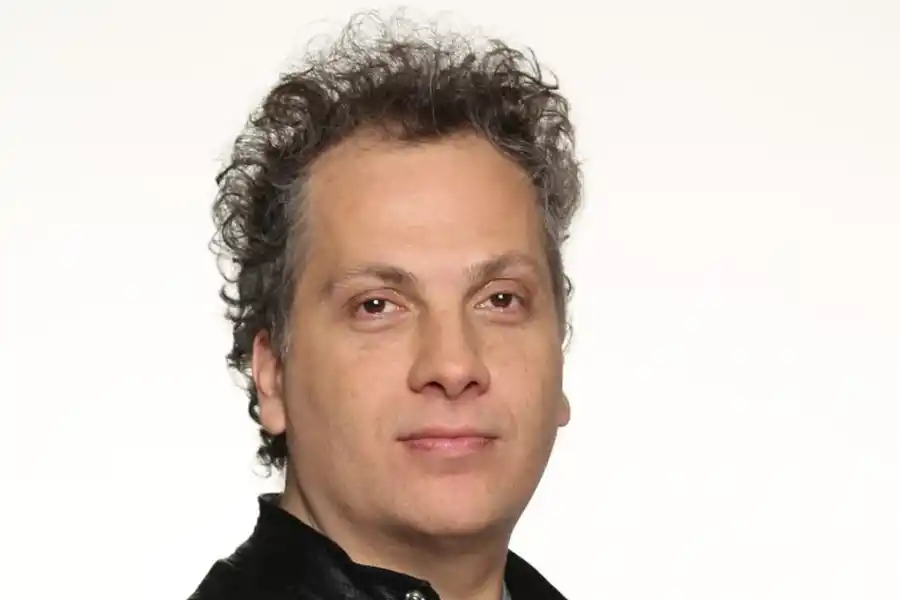 Llegan los sonidos de los 90, con la potencia de ahora