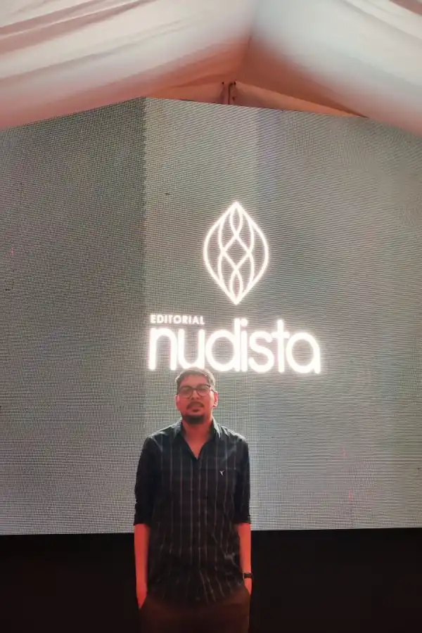 Mario Flores: “Escribir una novela es darle forma a la obsesión”