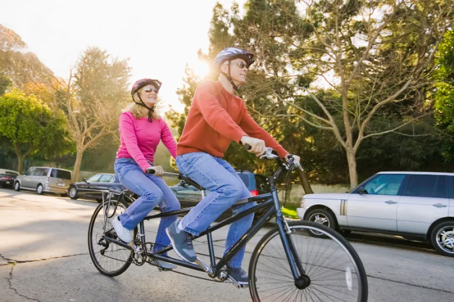 El ciclismo en tándem, el mejor deporte para hacer frente al Parkinson