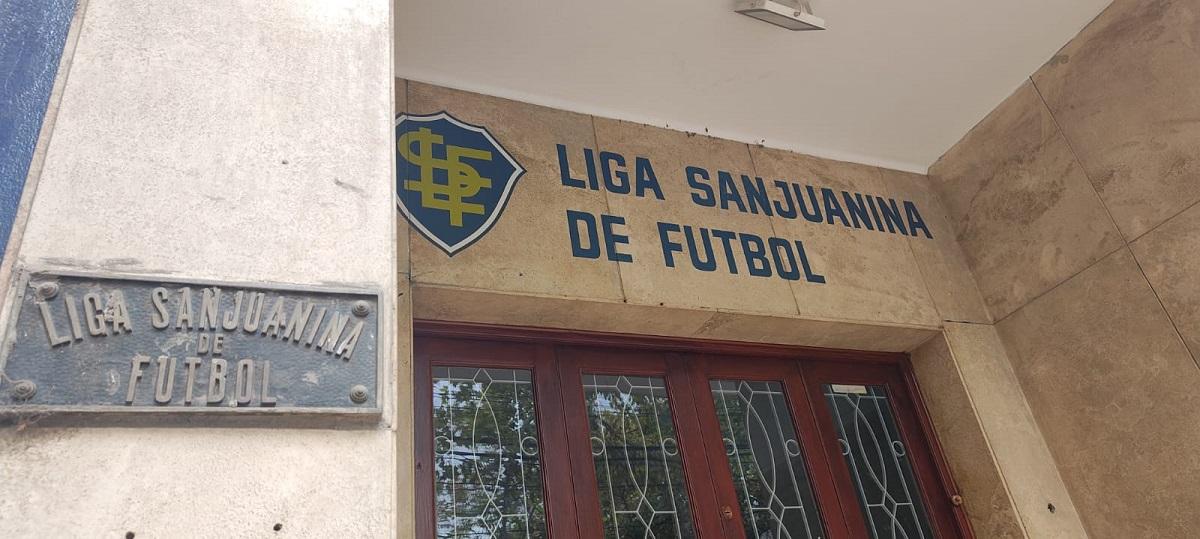 POSTURA. En la Liga Sanjuanina de Fútbol aseguraron que actualmente es muy difícil sustentar a los clubes.