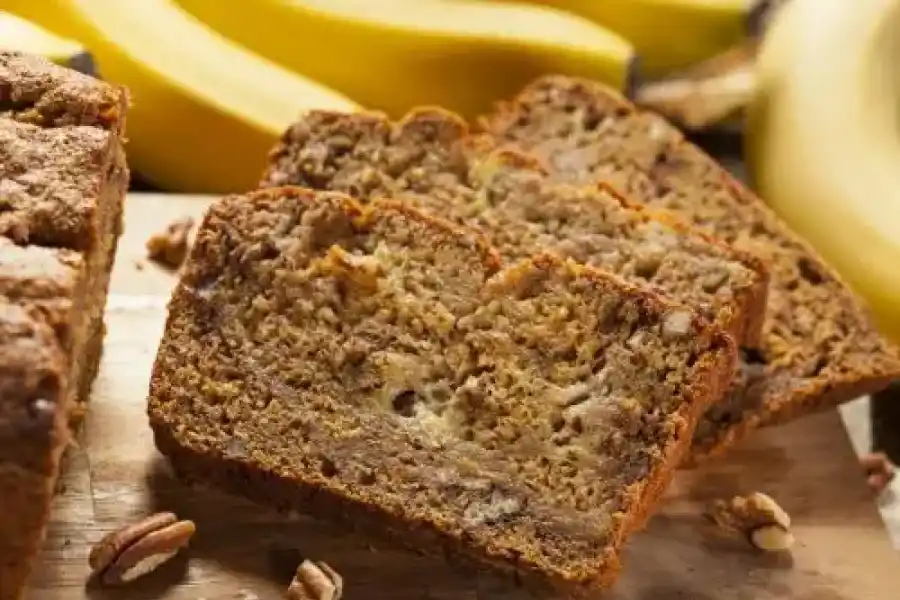 Incluir frutos secos aumentará el valor nutricional de esta deliciosa torta.