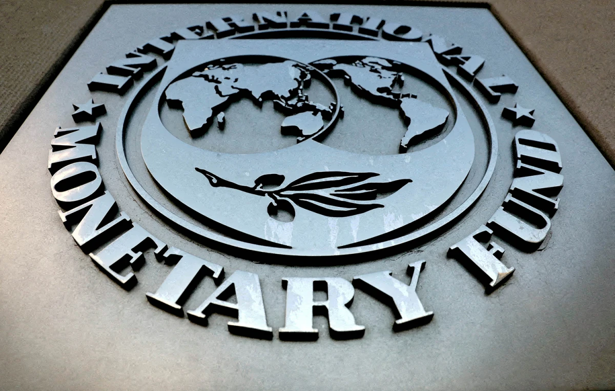 Misión de Caputo en EEUU: viajó con el jefe de gabinete a la reunión del FMI
