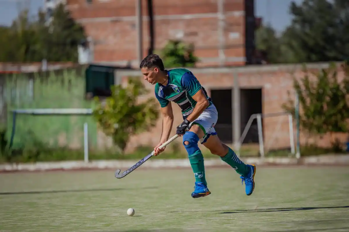 LA QUERENCIA. Desde Juan Bautista Alberdi, Santiago Arroyo, asegura que llevarán su mejor hockey.