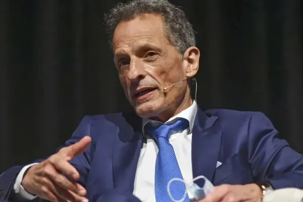 Tras los cruces con el Gobierno por los aumentos, Belocopitt renunció a la presidencia de la cámara que nuclea a las prepagas