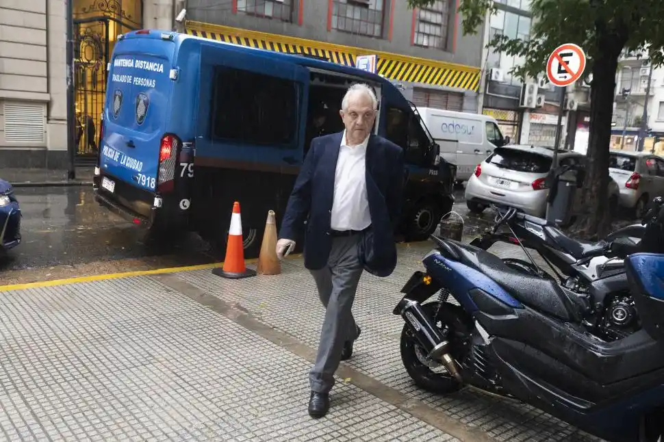 JORGE GASSENBAUER. “Alperovich no tenía situaciones críticas con las mujeres”, sostuvo.