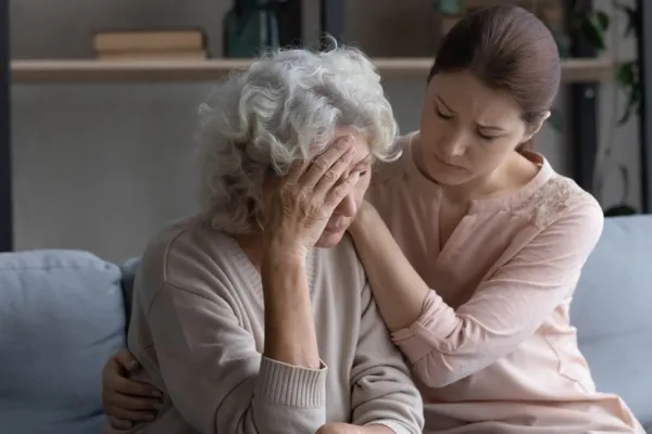 Qué es lo primero que olvida una persona con Alzheimer, según los médicos