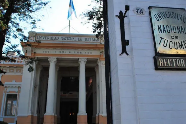 Video: la comunidad universitaria de Tucumán se prepara para la marcha de las antorchas