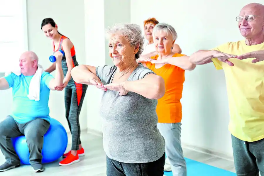 Tercera edad: más actividad y menos farmacia