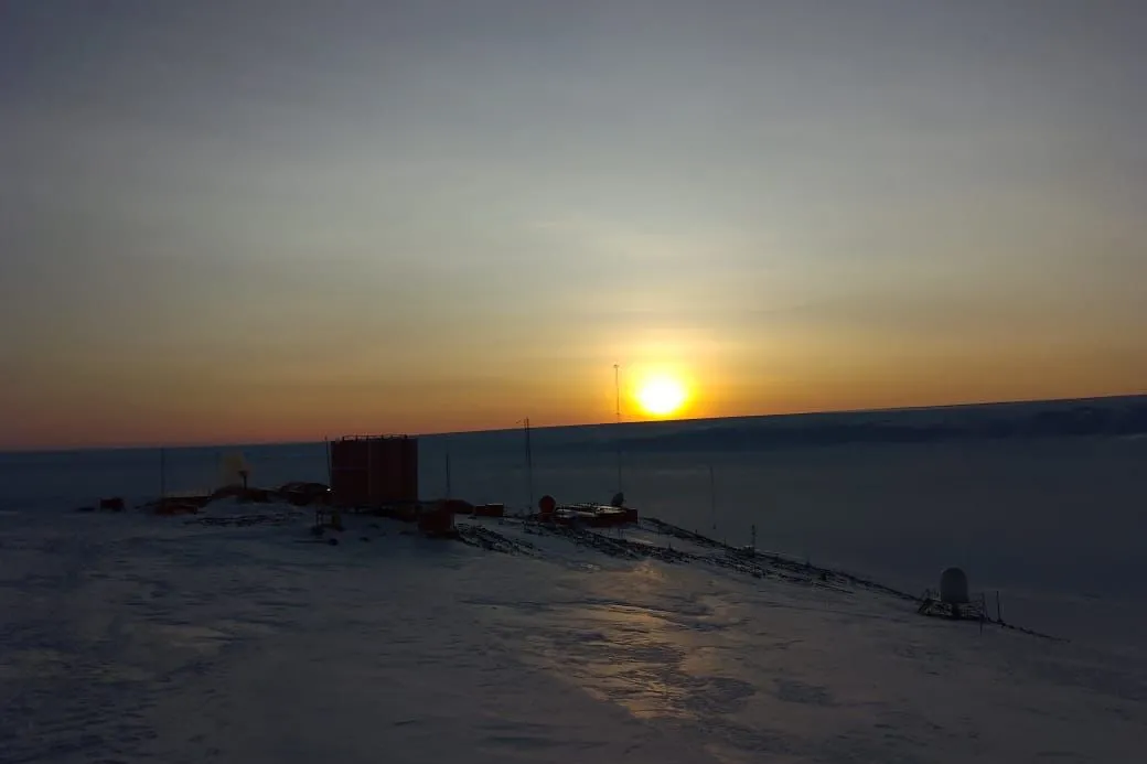 La Antártida vive sus últimos días con luz solar directa