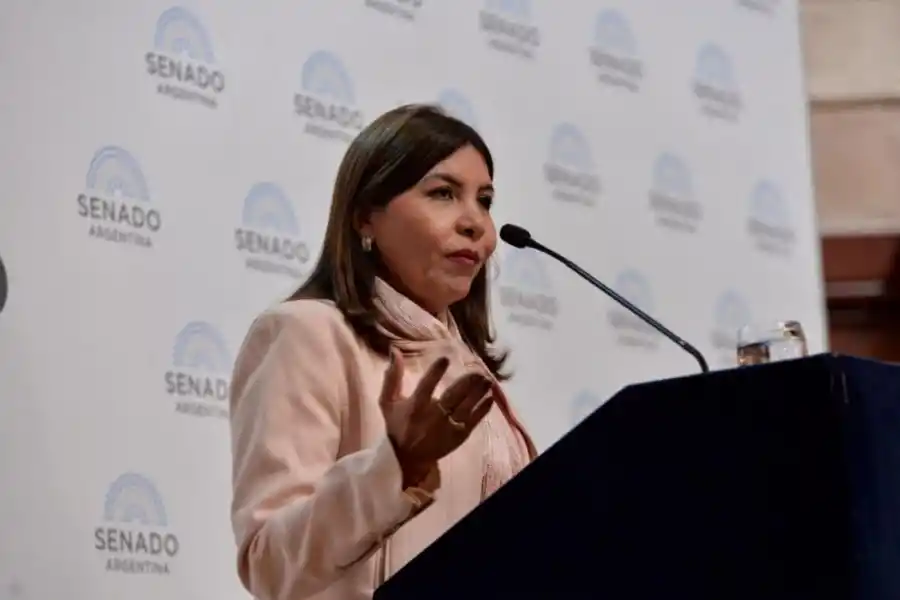 Sandra Mendoza.