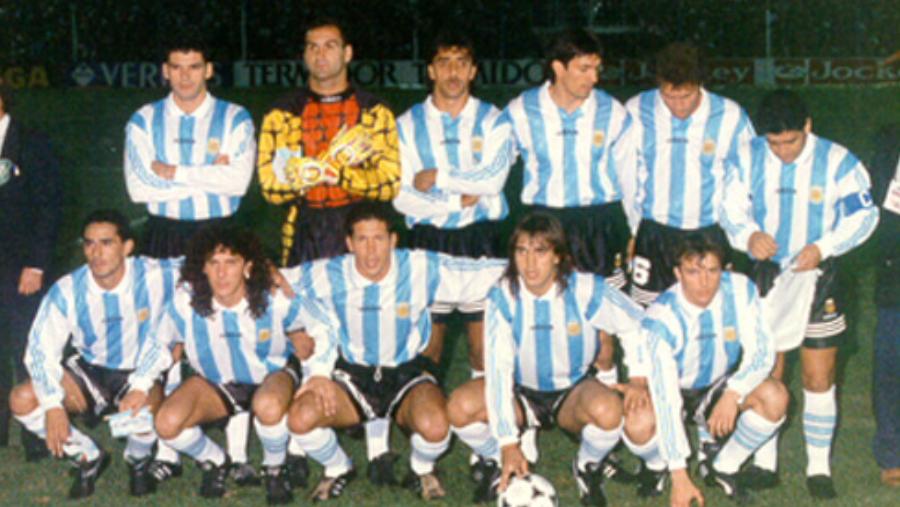 Un adiós eterno: se cumplen 30 años del último partido de Maradona con la Selección en suelo argentino
