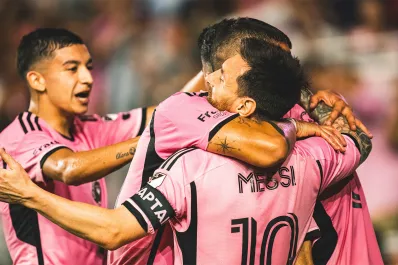 Messi anotó dos goles y volvió a ser la figura en la victoria de Inter por la MLS