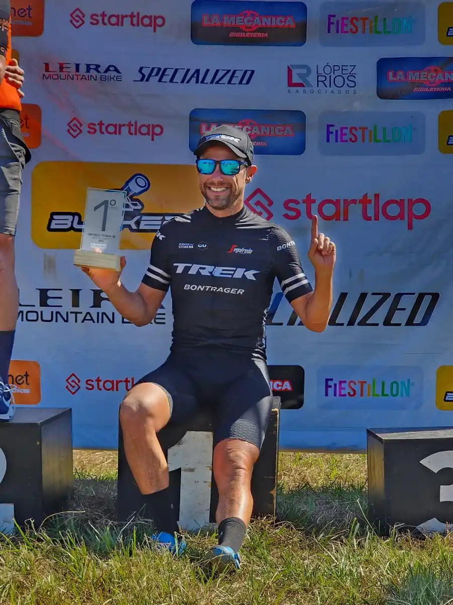 FESTEJÓ. Sebastián Quiroga fue el mejor en la categoría Master B-2