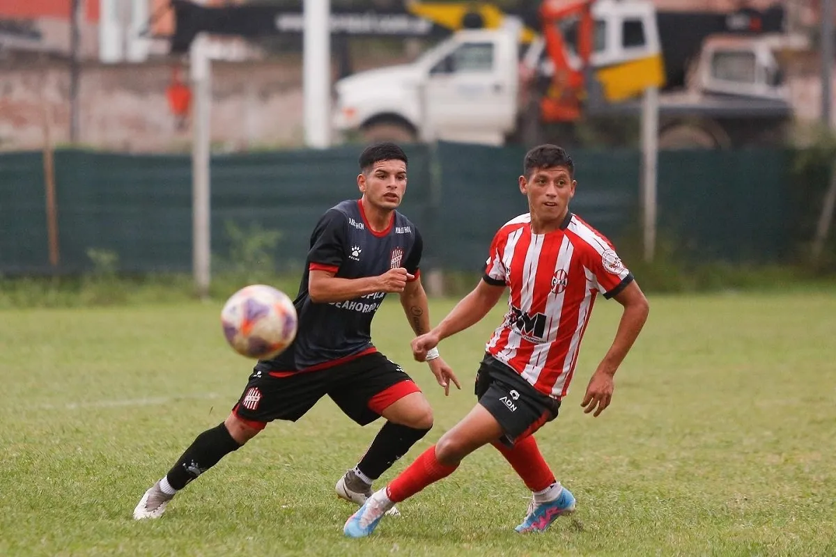 SIGUE FIRME. San Martín igualó 1-1 con Santa Ana y se mantiene al frente de las posiciones en el Grupo B de la Copa Tucumán.