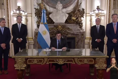 “La era del Estado presente ha terminado”, anunció Milei