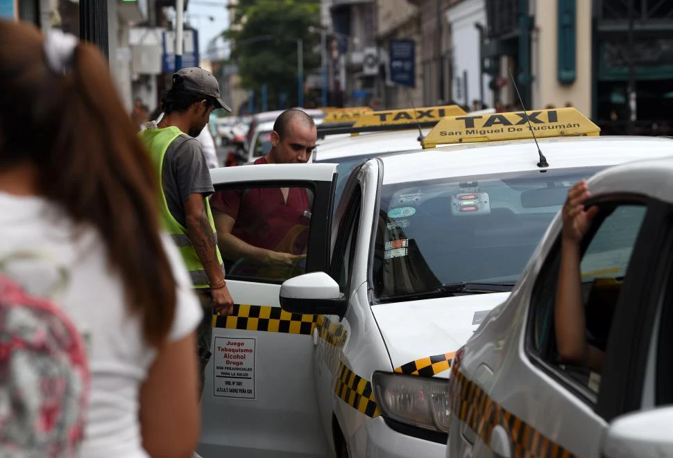 EN BAJA. Los viajes en los últimos días son menos frecuentes para taxistas.