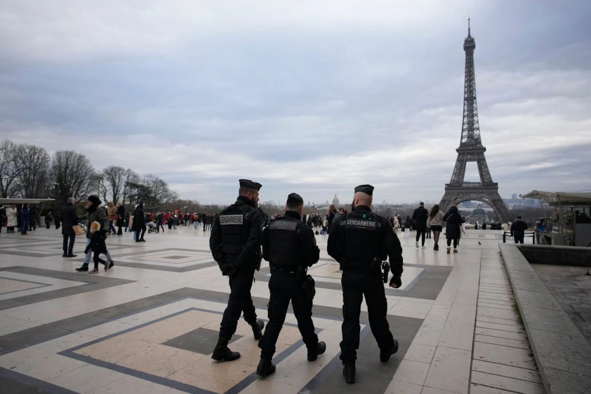 Francia: arrestaron a un adolescente que quería inmolarse durante los Juegos Olímpicos de París