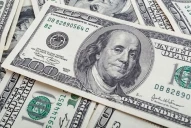 La reacción de los mercados: a pesar de un nuevo tuit de Bessent, volvió a subir el dólar