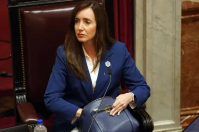 Villarruel criticó la marcha universitaria y calificó de “cadáveres políticos” a Cristina y a Massa