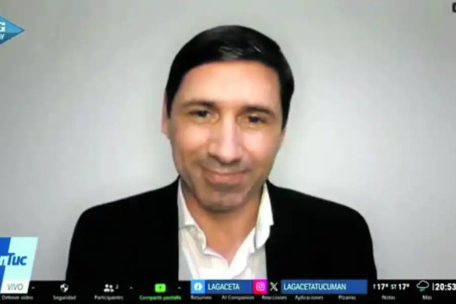 ATRASO. Falcón indicó que los salarios están entre los más bajos.