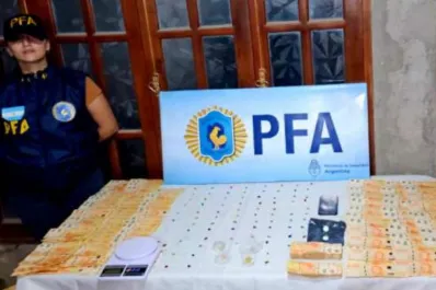 En dos viviendas del barrio San Roque acopiaban, fraccionaban y vendían drogas