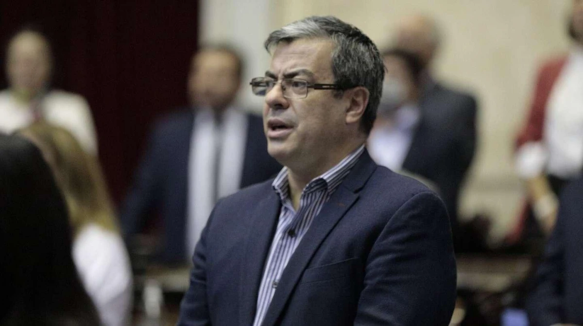 Diputados: Unión por la Patria solicitó una sesión especial para rechazar el DNU de Javier Milei