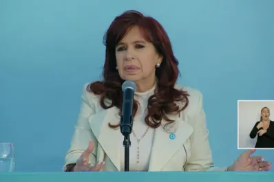 Cristina Kirchner: El Presidente debe dar un golpe de timón a estas políticas