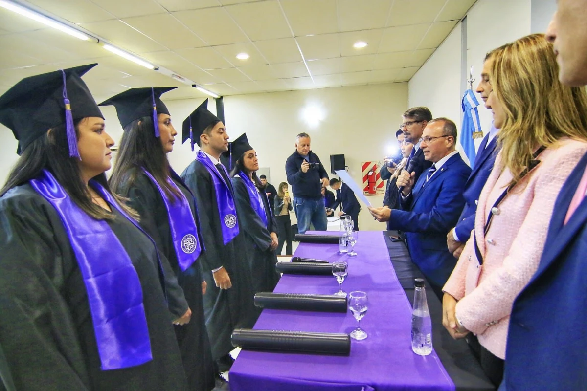 La San Pablo-T entregó los primeros títulos de profesorados universitarios
