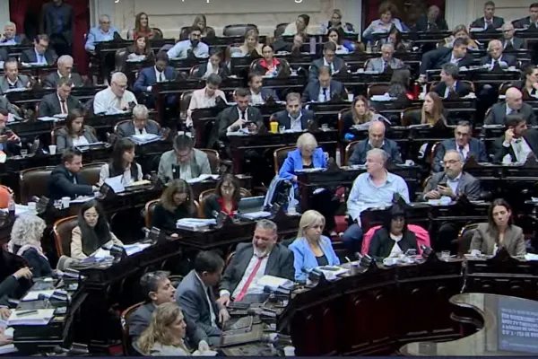 Sesión en Diputados: el oficialismo y los bloques dialoguistas avalaron la reforma laboral