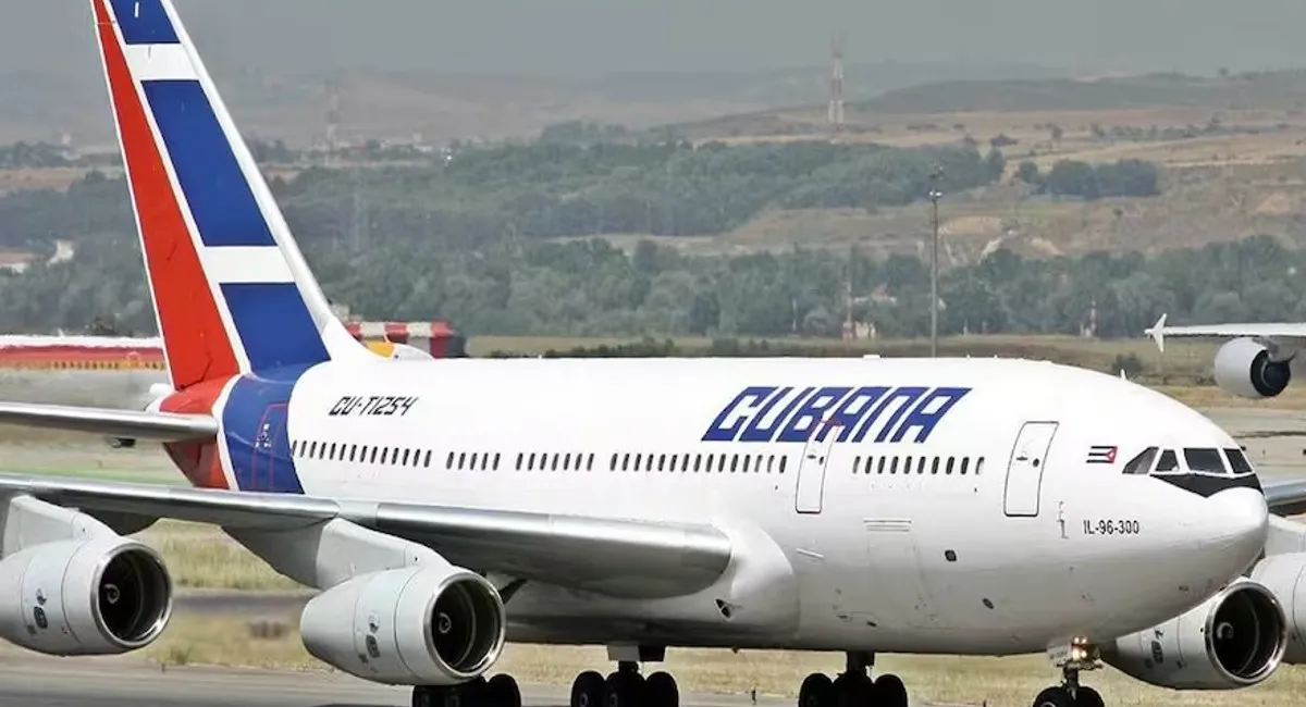 Cuba anunció la suspensión de los vuelos de su aerolínea estatal a Argentina