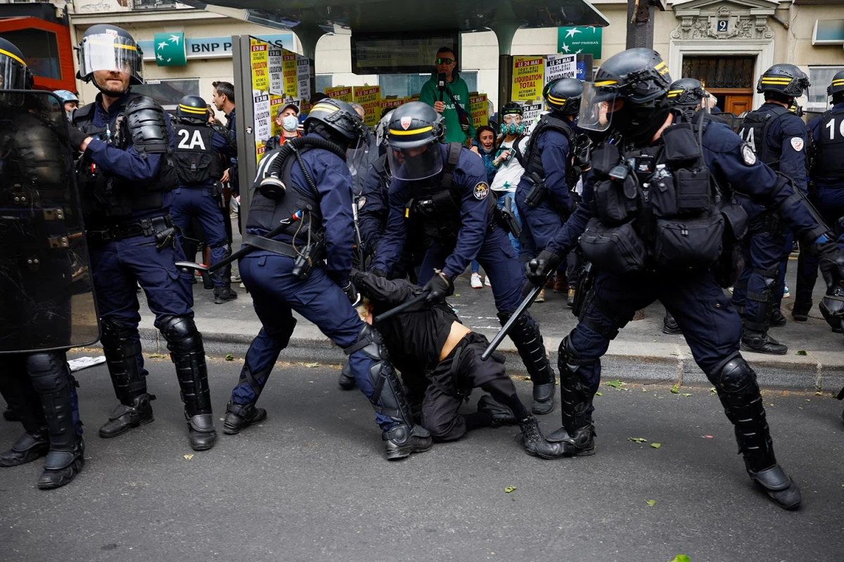 Violento final en París para la marcha del Día de los Trabajadores