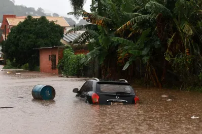 En el sur de Brasil hay pronóstico de lluvias torrenciales y crece el temor de la población