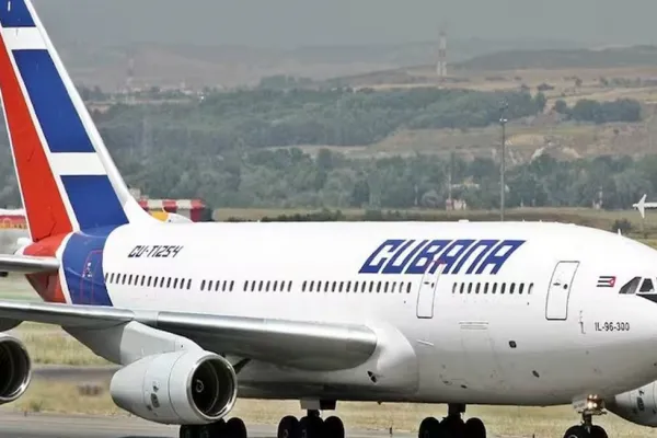 Cuba anunció la suspensión de los vuelos de su aerolínea estatal a Argentina