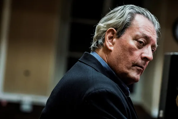 Murió el escritor Paul Auster, el maestro de La trilogía de Nueva York
