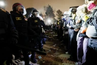 Protesta en UCLA: la policía detuvo a los manifestantes propalestina y se suspendieron las clases