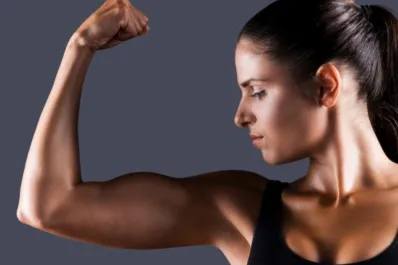 Ejercicios sin movimiento: la clave para marcar músculos en casa