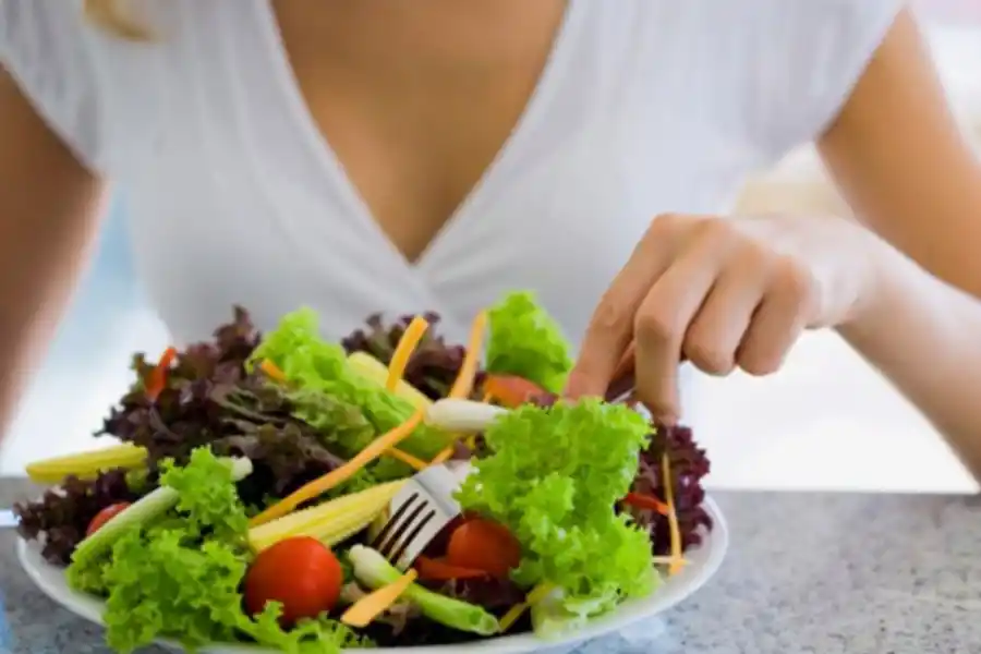 Descubrieron que un alimento puede dañar el cerebro: ¿qué dice el estudio de Harvard?