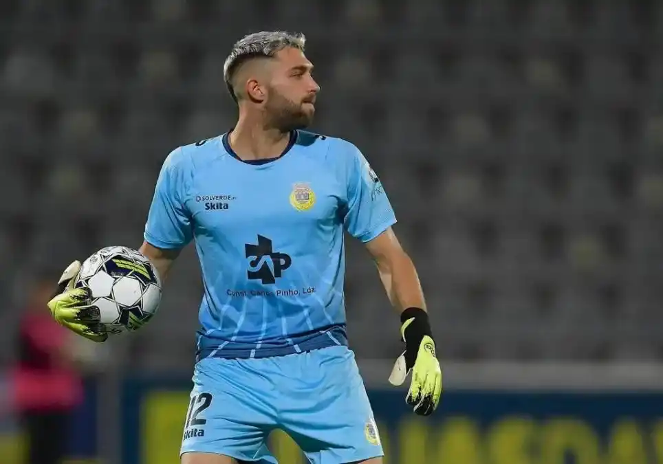 ¿Una competencia para Armani? River estaría buscando un nuevo arquero especialista en penales