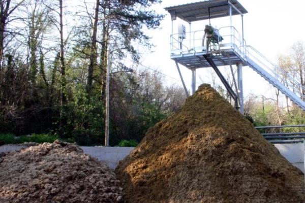 Disertación: “El arte de convertir deyecciones ganaderas en fertilizantes orgánicos”