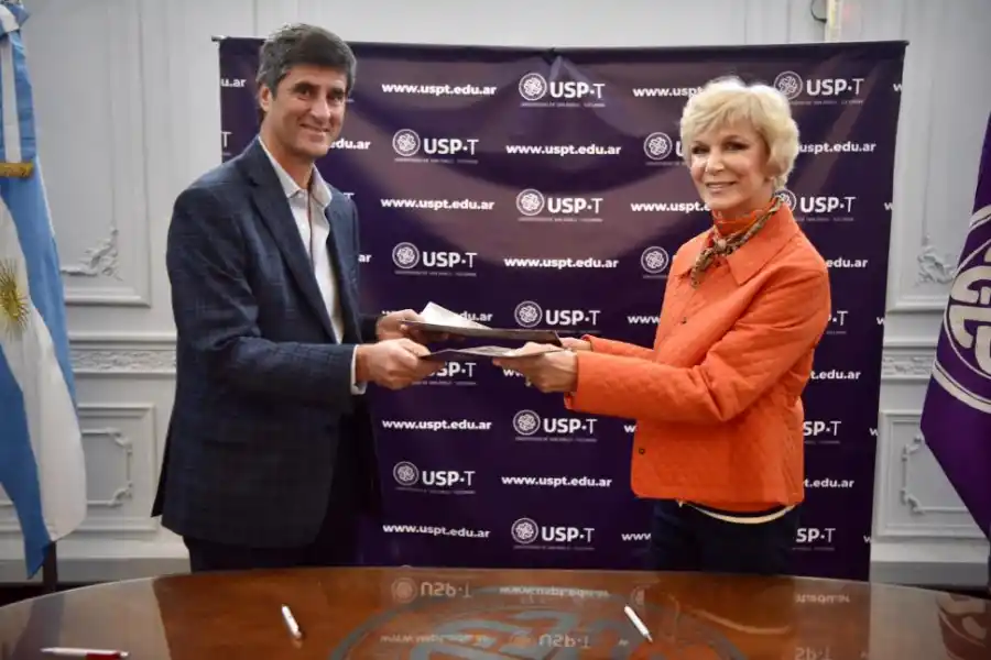 EXPECTATIVAS. Pochat y Lonac se mostraron conformes con el proyecto.