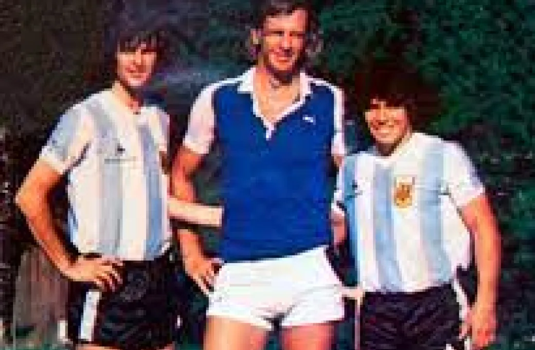 El enternecedor mensaje de Mario Kempes por la muerte de Menotti: “su legado perdurará en cada corazón que ama este deporte”