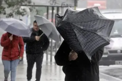 Alerta amarilla por fuertes tormentas e intensos vientos en dos regiones del país: cuáles son las recomendaciones
