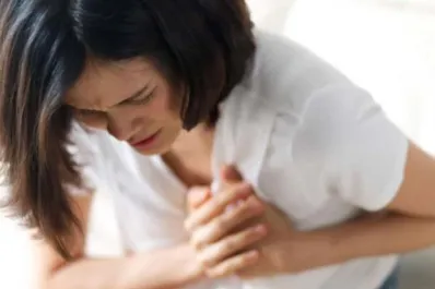 Cuáles son los cuatro síntomas que prevenir un paro cardíaco 24 horas antes