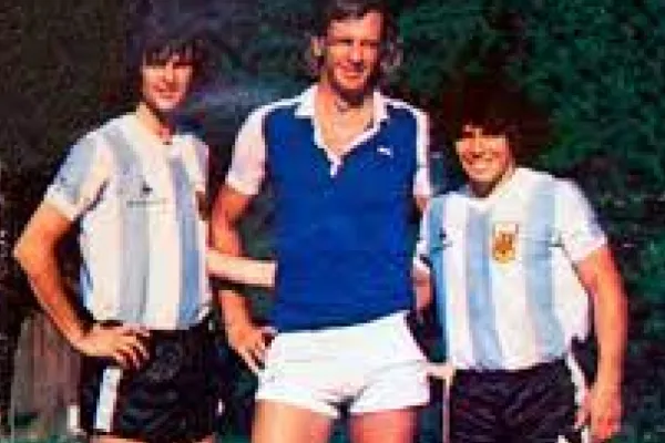 El enternecedor mensaje de Mario Kempes por la muerte de Menotti: “su legado perdurará en cada corazón que ama este deporte”