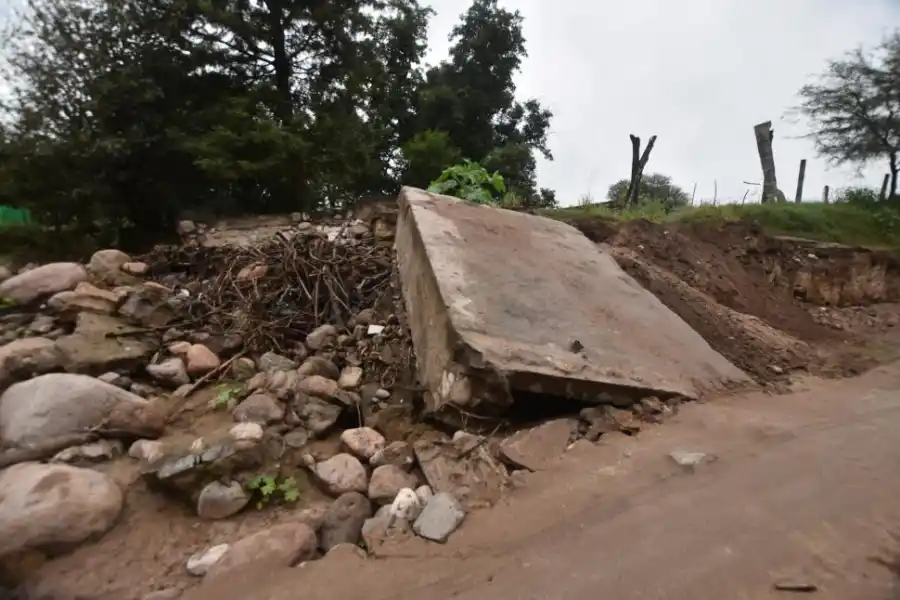 Pobladores de San José hace dos años que esperan que les arreglen la entrada al pueblo