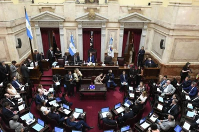 El oficialismo busca acuerdos y votos para conseguir las Bases