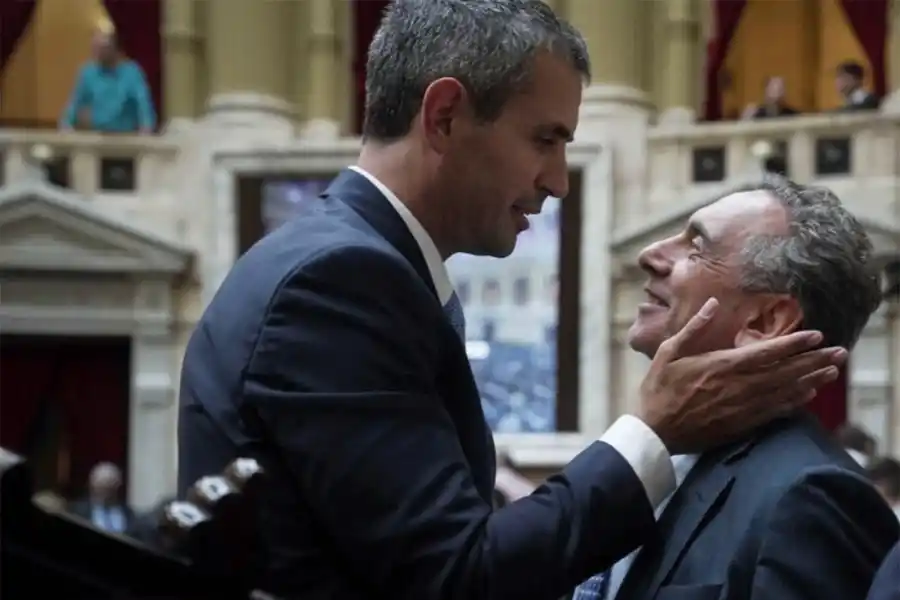 Darío Monteros y su charla con Sandra Mendoza y el santiagueño mimado por Menem