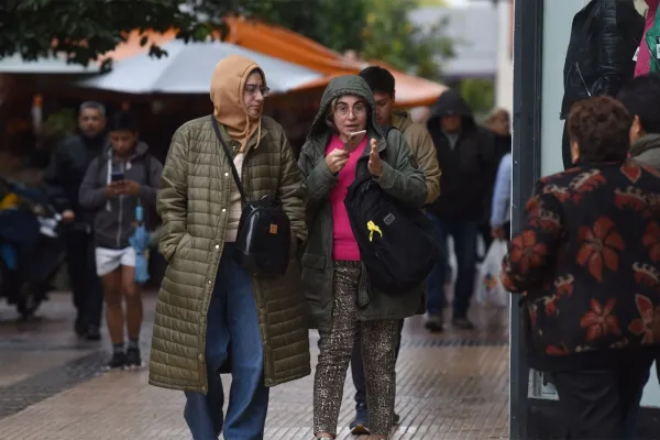 Anuncian una jornada inestable, que comenzó con lloviznas y podría terminar algo soleada en Tucumán