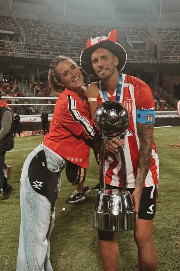 Las tiernas fotos de Cami Homs con José Sosa luego de duros días con dengue