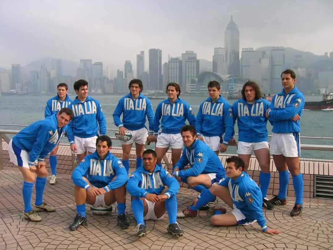 CIRCUITO. López González con el seleccionado italiano de seven en Hong Kong.